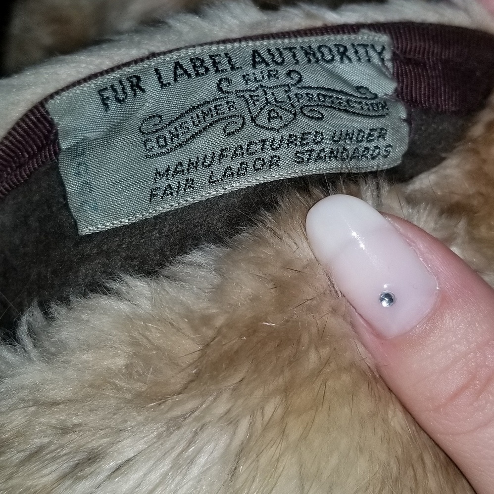 😍 100% REAL fur Muskrat coat medium